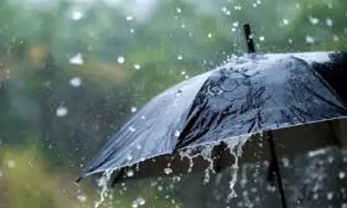 Jharkhand में बदला मौसम का मिजाज, कई इलाकों में हो रही बारिश Jharkhand में बदला मौसम का मिजाज, कई इलाकों में हो रही बारिश