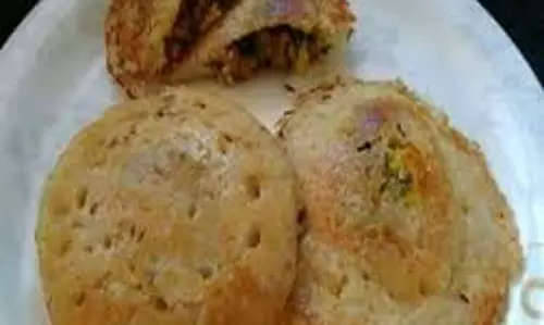Recipe: मूली और चावल के आटे की पूरी, जरूर ट्राई करें Recipe: मूली और चावल के आटे की पूरी, जरूर ट्राई करें