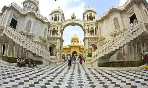 वृन्दावन से ये चीजें लाने की गलती न करे वृन्दावन से ये चीजें लाने की गलती न करे