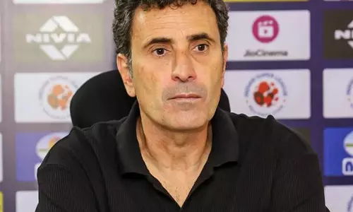 कुछ और गोल कर सकते थे...: NEUFC पर जीत के बाद मोहन बागान के कोच कुछ और गोल कर सकते थे...: NEUFC पर जीत के बाद मोहन बागान के कोच