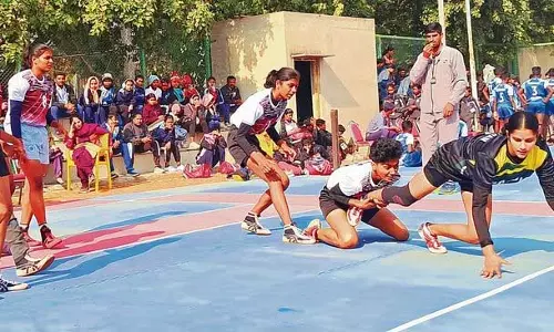 Haryana :  भिवानी में राष्ट्रीय कबड्‌डी प्रतियोगिता चल रही