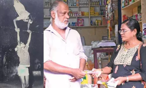 Kerala : कोझिकोड की एक महिला जो पहले सर्कस कलाकार थी, लॉटरी बेचने का काम कर रही Kerala : कोझिकोड की एक महिला जो पहले सर्कस कलाकार थी, लॉटरी बेचने का काम कर रही