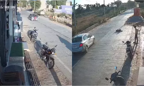 Rajasthan: तेज रफ्तार कार की चपेट में आने से तीसरी कक्षा का छात्र 40 फीट जाकर गिरा Rajasthan: तेज रफ्तार कार की चपेट में आने से तीसरी कक्षा का छात्र 40 फीट जाकर गिरा