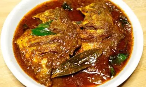 पोम्फ्रेट मोइली रेसिपी