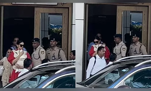 दीपिका पादुकोण बेंगलुरू कॉन्सर्ट के बाद बेबी दुआ के साथ Mumbai लौटीं दीपिका पादुकोण बेंगलुरू कॉन्सर्ट के बाद बेबी दुआ के साथ Mumbai लौटीं