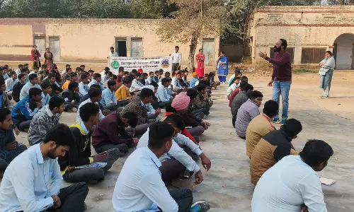 Ganganagar: मल्टीपर्पज विद्यालय में नशा मुक्ति काउंसलिंग वर्कशॉप का आयोजन Ganganagar: मल्टीपर्पज विद्यालय में नशा मुक्ति काउंसलिंग वर्कशॉप का आयोजन