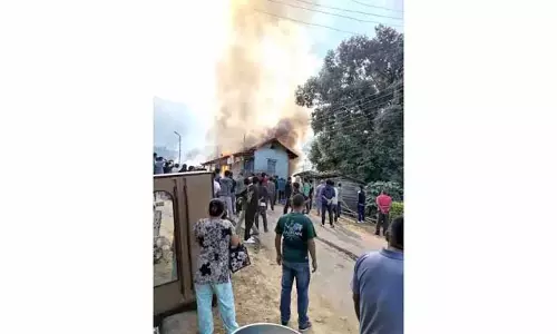 Nagaland :  मंगकोलेम्बा में आग लगने से 5 घर नष्ट होने के बाद तत्काल फायर स्टेशन को सूचित किया