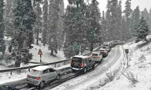 सरकार ने Gulmarg के लिए सर्दियों में यात्रा संबंधी सलाह जारी की