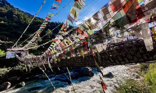 Arunachal के मुख्यमंत्री ने तवांग के 700 साल पुराने चकज़म पुल की सराहना