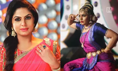 Kerala: परफॉर्म के लिए फीस लेना या न लेना व्यक्तिगत पसंद है : आशा शरत Kerala: परफॉर्म के लिए फीस लेना या न लेना व्यक्तिगत पसंद है : आशा शरत