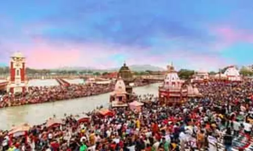 UP: तीर्थयात्रियों की सुरक्षा के लिए पहली बार छह फायरबोट तैनात की जाएंगी UP: तीर्थयात्रियों की सुरक्षा के लिए पहली बार छह फायरबोट तैनात की जाएंगी
