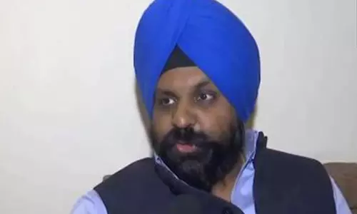 दिल्ली चुनाव: BJP के इम्प्रीत बख्शी ने मनीष सिसोदिया को कहा, शराब माफिया दिल्ली चुनाव: BJP के इम्प्रीत बख्शी ने मनीष सिसोदिया को कहा, शराब माफिया