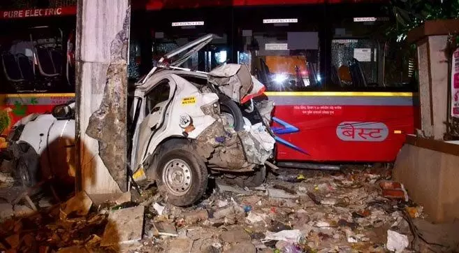 Mumbai bus accident: मृतकों की संख्या सात हुई