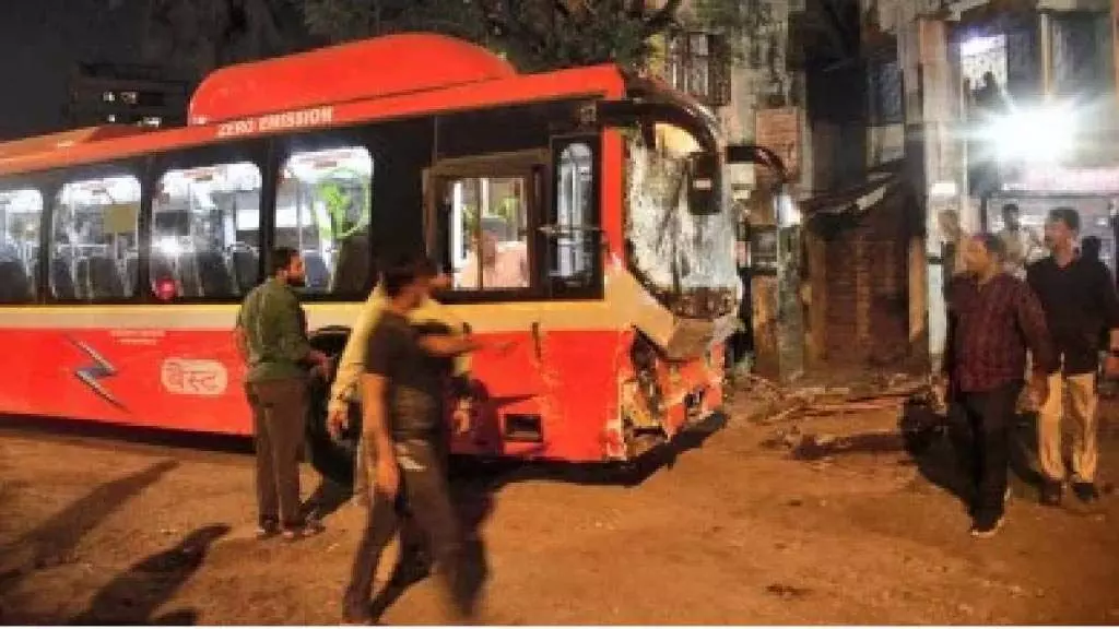 कुर्ला बस हादसा: पहली नौकरी के पहले दिन, 19 वर्षीय लड़की की मौत