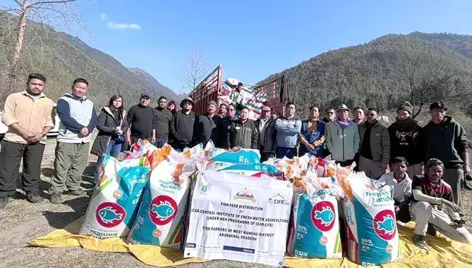 Arunachal: मछली का चारा, फिंगरलिंग वितरित किए गए