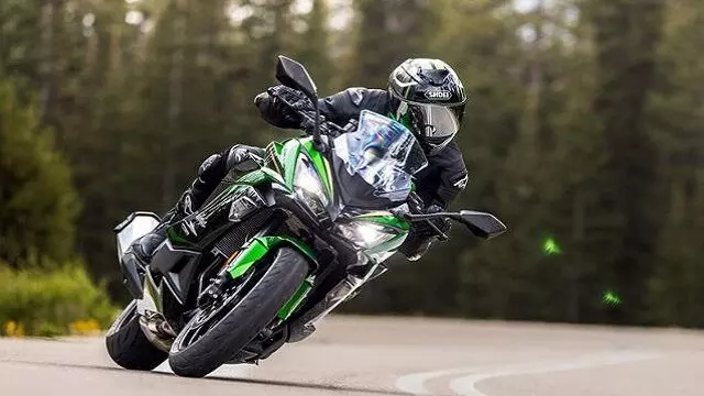 Kawasaki Ninja 1100एसएक्स इसी महीने लॉन्च होने की उम्मीद