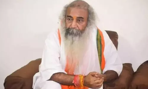 बांग्लादेश में हिंदुओं पर अत्याचार सनातन धर्म पर हमला है : आचार्य प्रमोद कृष्णम