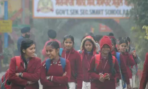 Haryana : ठंड के कारण पंजाब के स्कूलों में 24 से 31 दिसंबर तक छुट्टियां