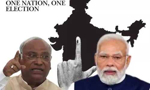 Delhi: मोदी सरकार जल्द ही एक राष्ट्र, एक चुनाव विधेयक पेश करेगी Delhi: मोदी सरकार जल्द ही एक राष्ट्र, एक चुनाव विधेयक पेश करेगी