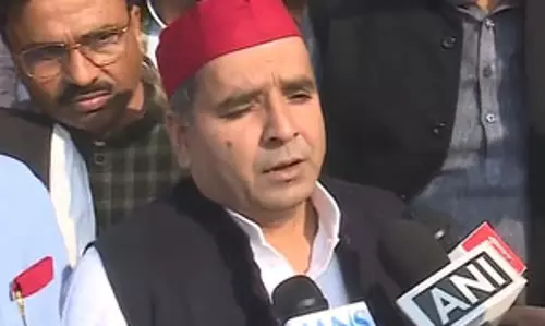 किसानों पर पहले पुष्प वर्षा फिर गोलियां चलाना, इससे बड़ा धोखा नहीं हो सकता : धर्मेंद्र यादव