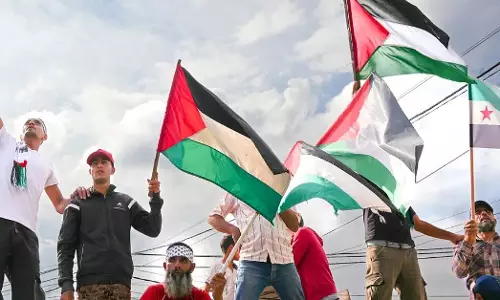 Hamas ने सीरियाई लोगों से एकजुट होने का आह्वान किया Hamas ने सीरियाई लोगों से एकजुट होने का आह्वान किया