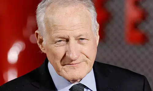 Michael Mann ने हीट 2 की स्क्रिप्ट के बारे में बात की