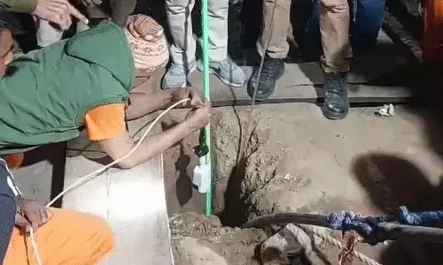 160 फीट गहरे बोरवेल में गिरा मासूम, बीते 18 घंटे, रेस्क्यू ऑपरेशन जारी