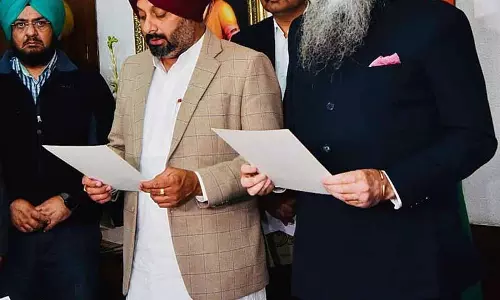 Barnala कांग्रेस विधायक को शपथ दिलाई गई