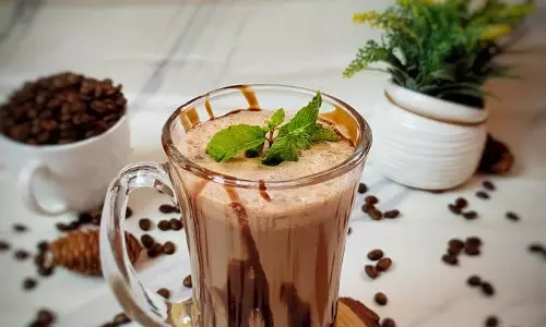नुटेला कोल्ड कॉफी रेसिपी