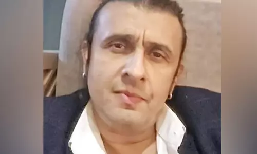 Sonu Nigam ने राजनेताओं के शो जल्दी छोड़ने पर अपनी बात रखी