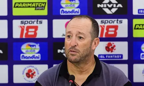 ISL कोच भारतीय फुटबॉल में युवा विकास पर अंतर्दृष्टि साझा करते हैं ISL कोच भारतीय फुटबॉल में युवा विकास पर अंतर्दृष्टि साझा करते हैं