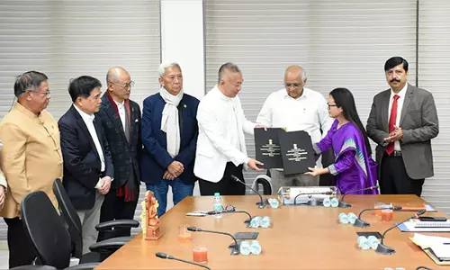 चौथी धम्मयात्रा के सदस्य Gujarat के मुख्यमंत्री भूपेन्द्र पटेल से मिलने पहुंचे