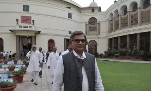 एसएम कृष्णा को श्रद्धांजलि देने नॉलेज सिटी बनाने CM और Deputy CM को पत्र लिखेंगे : कृषि मंत्री स्वामी एसएम कृष्णा को श्रद्धांजलि देने नॉलेज सिटी बनाने CM और Deputy CM को पत्र लिखेंगे : कृषि मंत्री स्वामी