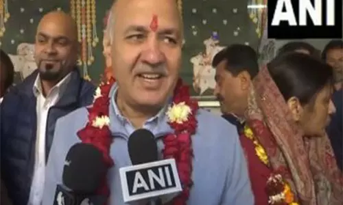 केजरीवाल को फिर से CM बनाने के लिए जंगपुरा विधानसभा क्षेत्र से प्रचार शुरू किया: Manish Sisodia केजरीवाल को फिर से CM बनाने के लिए जंगपुरा विधानसभा क्षेत्र से प्रचार शुरू किया: Manish Sisodia