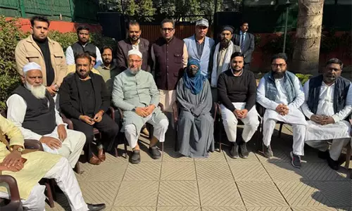 भाजपा नेता कपिल मिश्रा ने ताहिर हुसैन को टिकट देने के AIMIM के फैसले की आलोचना की