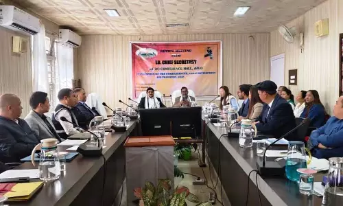 Arunachal के मुख्य सचिव और आयुक्त ने विकास परियोजनाओं की समीक्षा के लिए