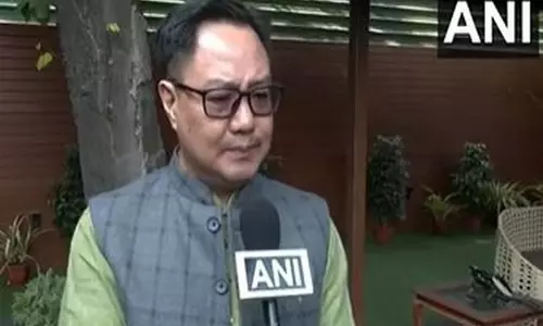 किरेन रिजिजू ने सदन में व्यवधान डालने के लिए Congress की आलोचना की