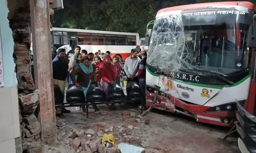 नासिक में बस दुर्घटनाओं में वृद्धि: 9 महीने में 120 बस दुर्घटनाएं, 22 मौतें