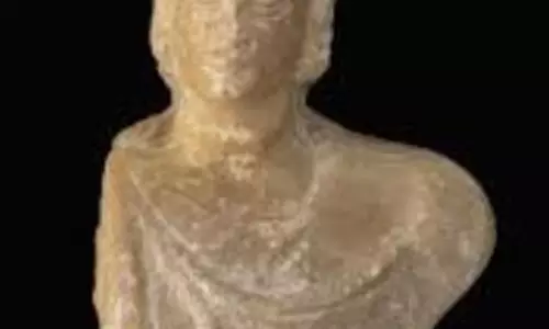 Greece: एथेंस में रोमन युग की मूर्ति मिली Greece: एथेंस में रोमन युग की मूर्ति मिली