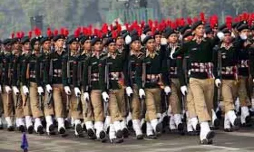 NCC कैडेट्स ने सेना के जवानों के साथ लिया प्रशिक्षण