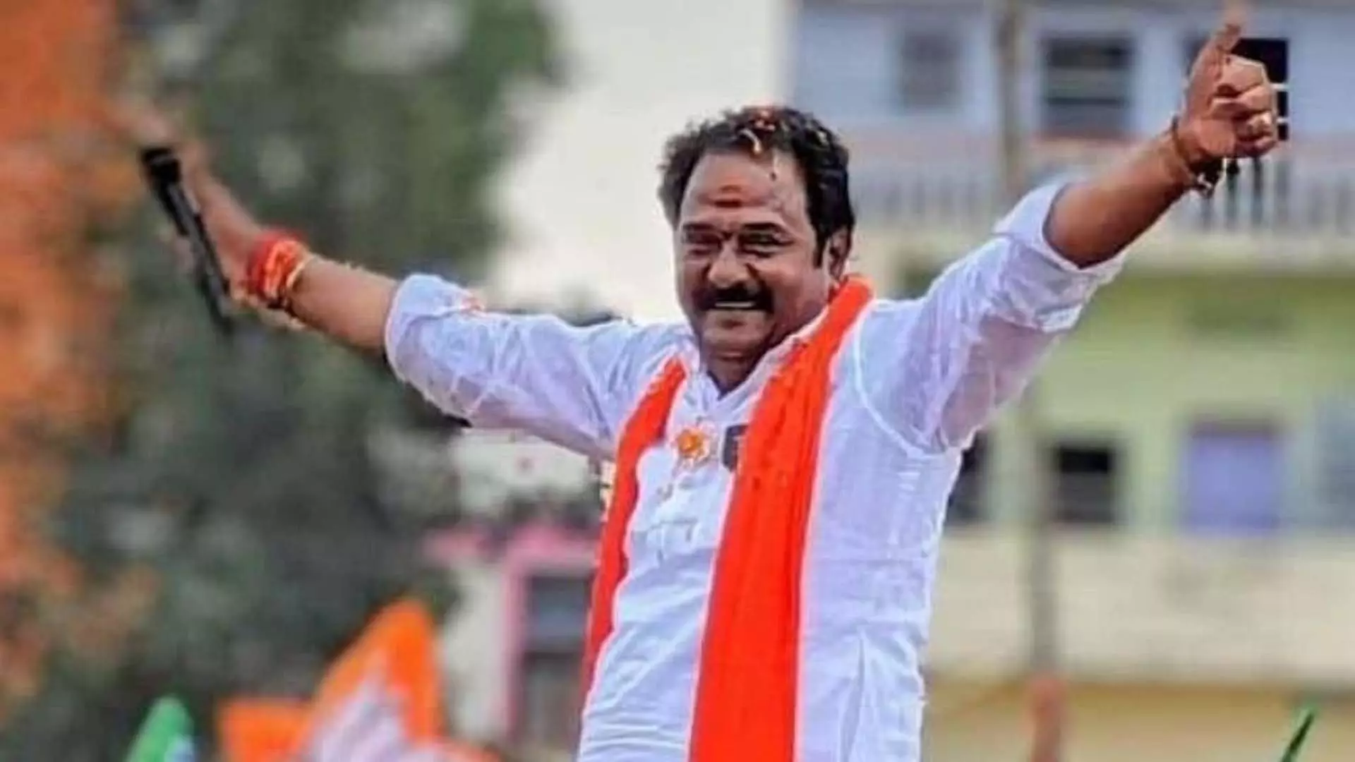 कामारेड्डी MLA ने टैंकों पर अतिक्रमण करने वाली कंपनियों के खिलाफ शिकायत की कामारेड्डी MLA ने टैंकों पर अतिक्रमण करने वाली कंपनियों के खिलाफ शिकायत की