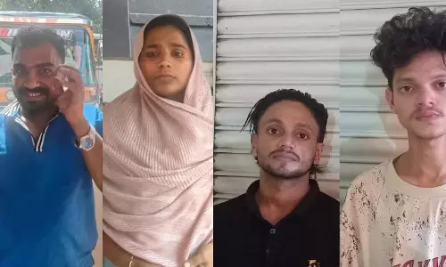 Kozhikode : नशीले पदार्थों की तलाश, महिला समेत 5 लोग गिरफ्तार Kozhikode : नशीले पदार्थों की तलाश, महिला समेत 5 लोग गिरफ्तार