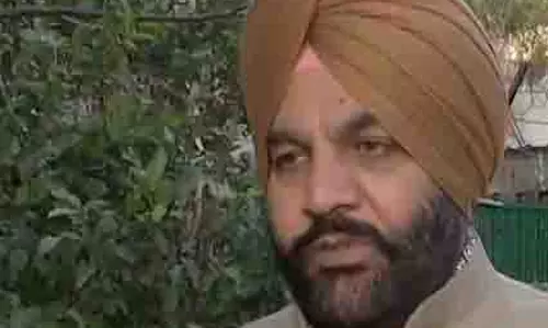 उनकी मांगें जायज हैं: किसानों के विरोध पर Congress के गुरजीत औजला उनकी मांगें जायज हैं: किसानों के विरोध पर Congress के गुरजीत औजला