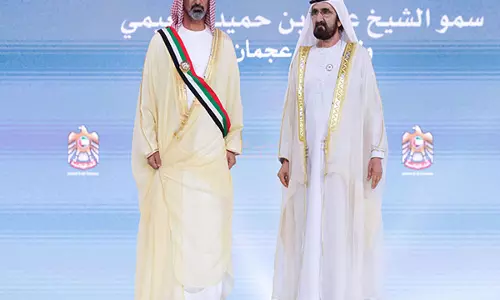 Mohammed bin Rashid ने मोहम्मद बिन राशिद सरकारी उत्कृष्टता पुरस्कार के विजेताओं को सम्मानित किया Mohammed bin Rashid ने मोहम्मद बिन राशिद सरकारी उत्कृष्टता पुरस्कार के विजेताओं को सम्मानित किया