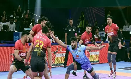 Bengal वॉरियर्स ने बेंगलुरु बुल्स को हराकर 15 अंकों से जीत हासिल की Bengal वॉरियर्स ने बेंगलुरु बुल्स को हराकर 15 अंकों से जीत हासिल की