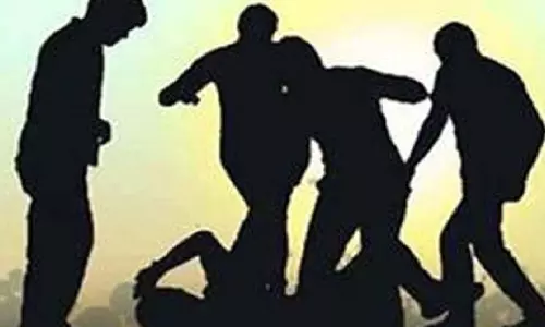 Crime: गिरोह ने युवक पर बेरहमी से हमला किया, जाँच जारी