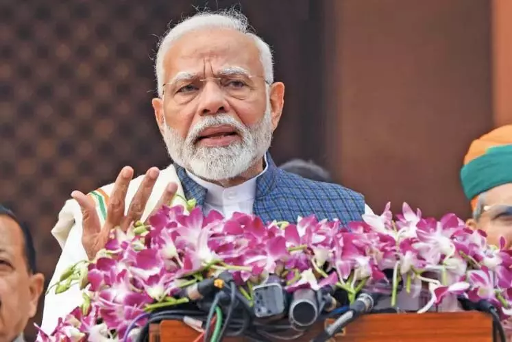 PM ने वरिष्ठ नागरिकों से आयुष्मान वय वंदना कार्ड का लाभ उठाने का आग्रह किया