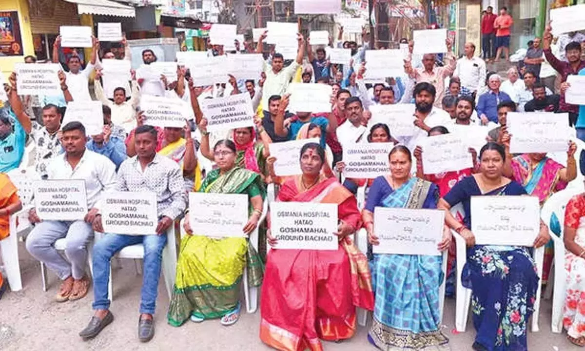 TG: गोशामहल निवासियों ने नए ओ.जी.एच. भवन को लेकर हंगामा मचाया