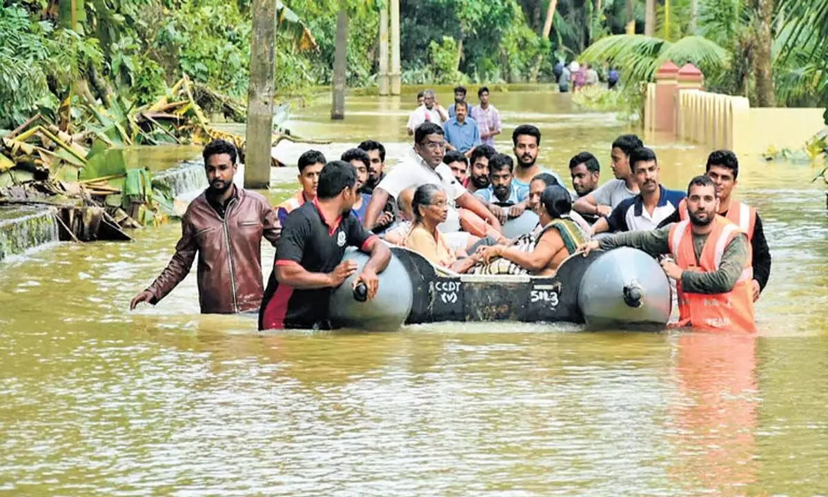 Tamil Nadu: विल्लुपुरम बाढ़ पीड़ितों के लिए विशेष शिविर आयोजित किये जायेंगे