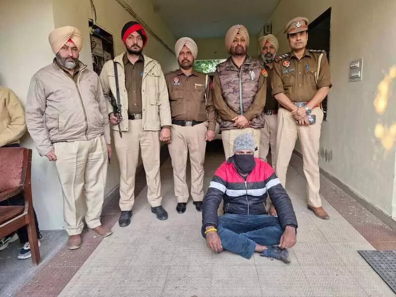 Jalandhar: कुख्यात अपराधी पुलिस के शिकंजे में